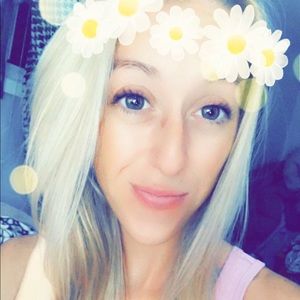 Meet your Posher, Joycelynn